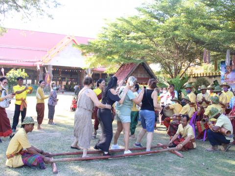 3 พฤศจิกายน 2565 งานเทศกาลศิลปวัฒนธรรมพื้นบ้านนานาชาติ