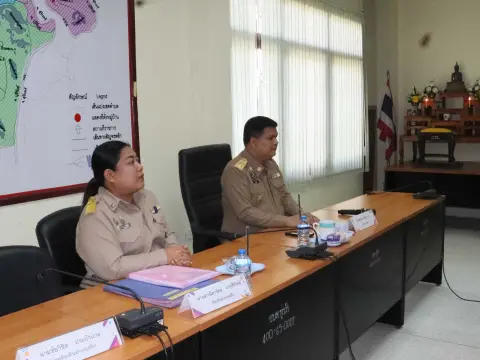 ประชุมสภาครั้งแรก